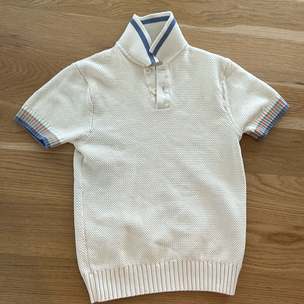 Men’s Zara short-sleeve polo in cream knit with multi-colored sleeve detail